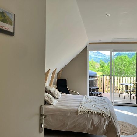 La Puy Mary Bed & Breakfast Le Falgoux Eksteriør bilde
