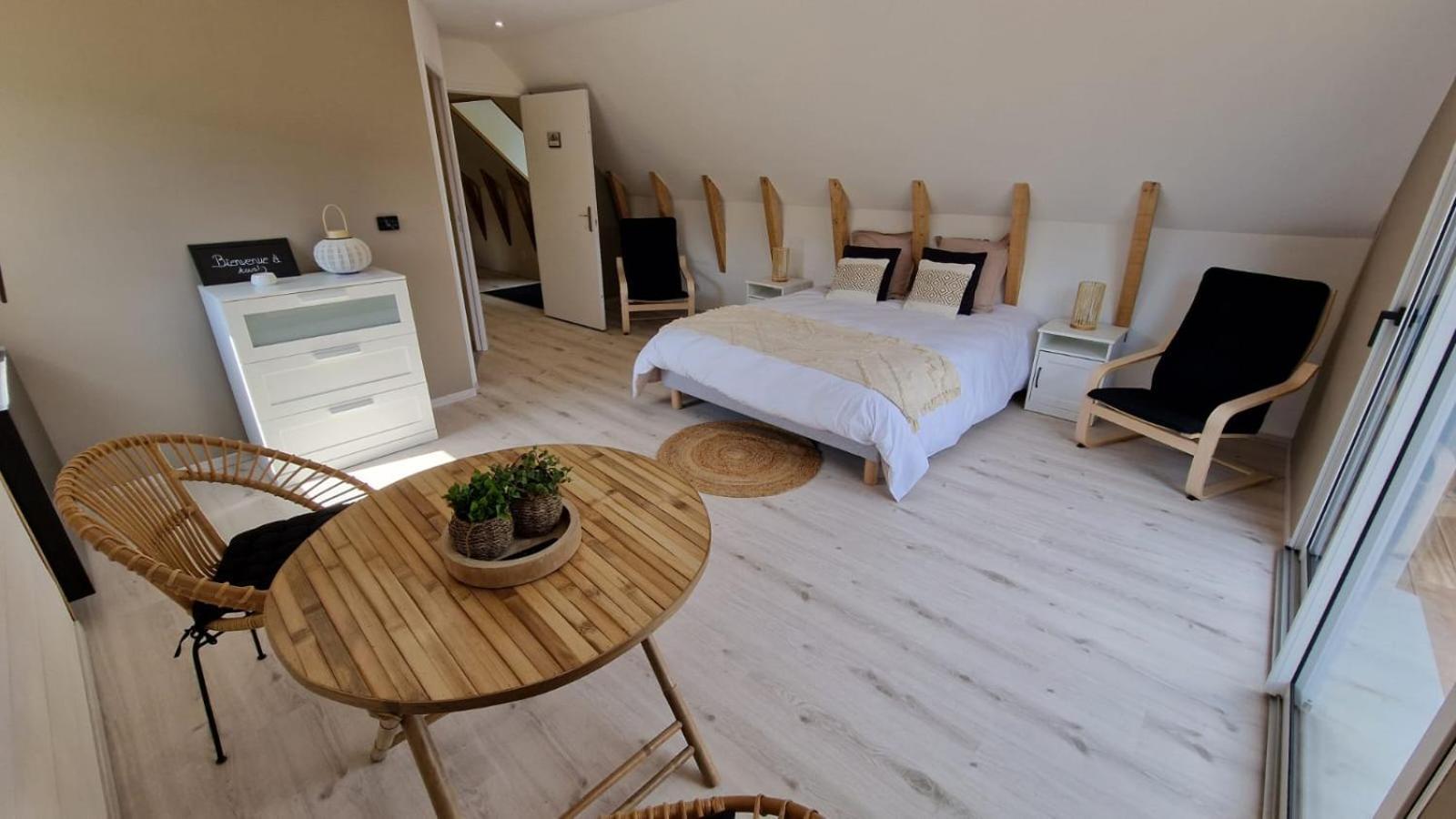 La Puy Mary Bed & Breakfast Le Falgoux Eksteriør bilde